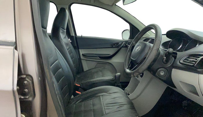 2019 Tata Tiago XT PETROL, Petrol, Manual, 40,305 km, Right Side Front Door Cabin