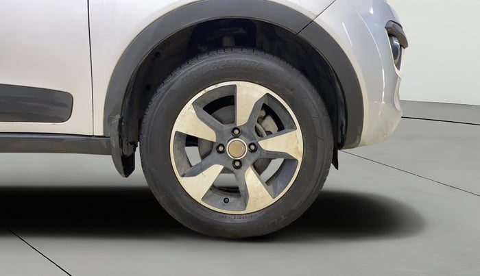 2018 Tata NEXON XZA PLUS PETROL, Petrol, Automatic, 45,315 km, Right Front Wheel