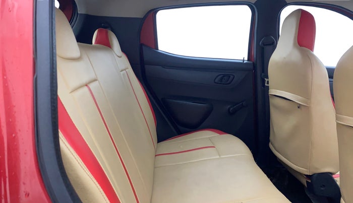 2016 Renault Kwid RXL, Petrol, Manual, 31,819 km, Right Side Rear Door Cabin