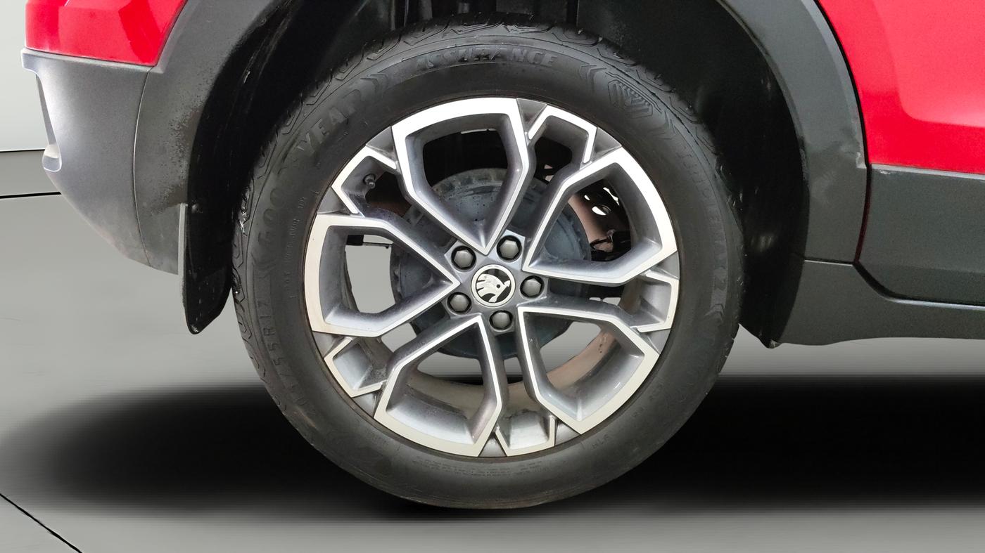 2021 Skoda KUSHAQ STYLE 1.0L TSI AT, Petrol, Automatic, 13,028 km, Right Rear Wheel