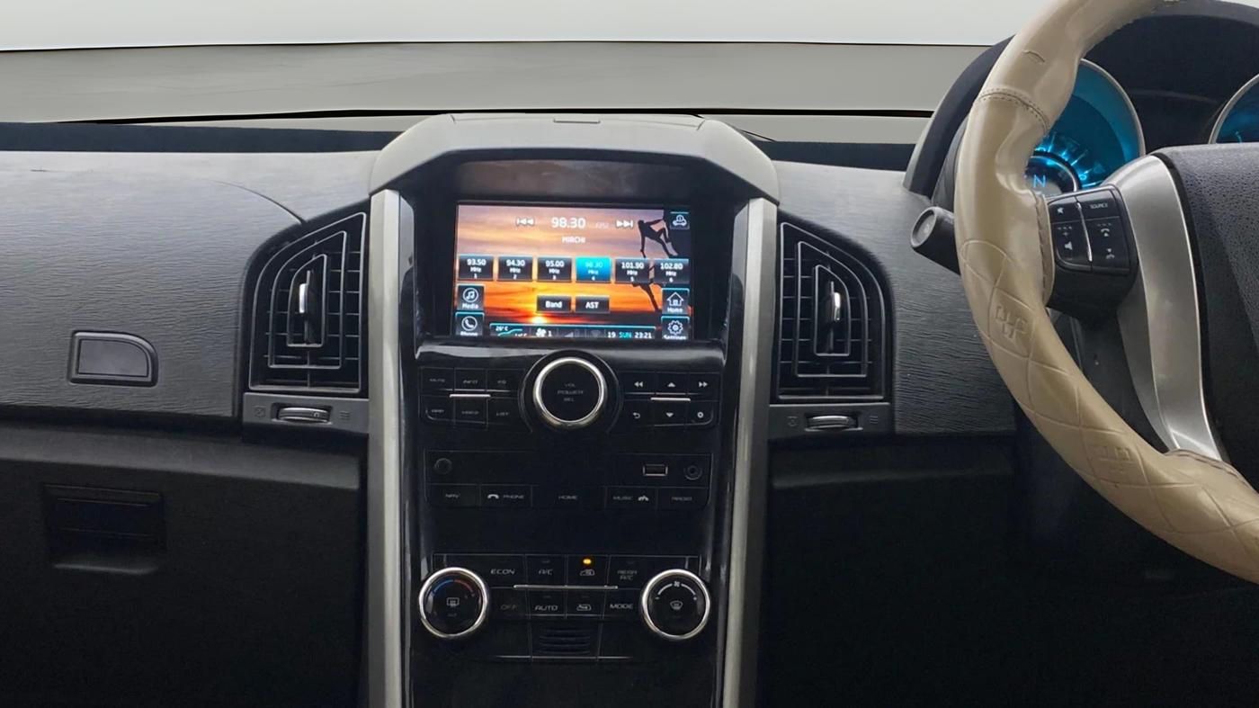 2020 Mahindra XUV500 W7, Diesel, Manual, 44,835 km, Air Conditioner