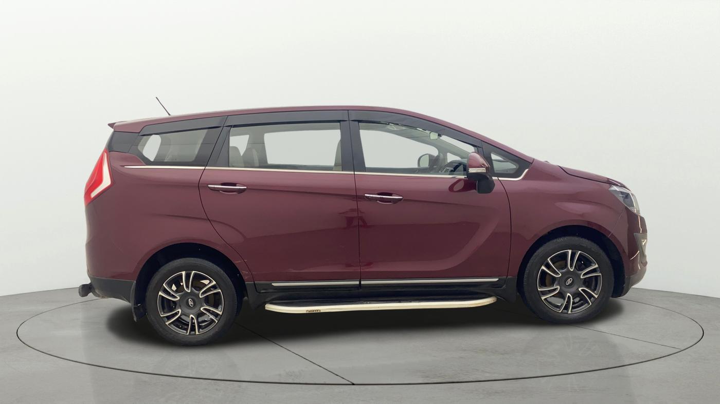 2018 Mahindra MARAZZO M8 7 STR, Diesel, Manual, 49,420 km, Right Side View