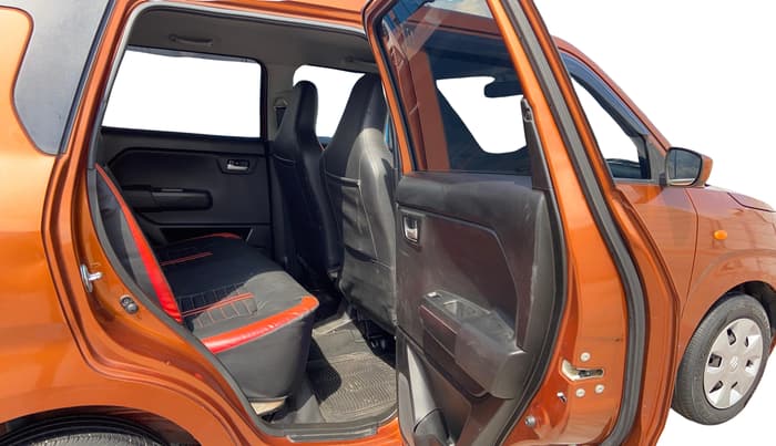 2019 Maruti New Wagon-R VXI 1.0, Petrol, Manual, 66,444 km, Right Side Rear Door Cabin