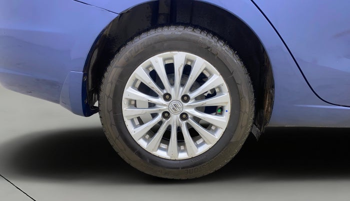 2017 Maruti Ciaz ZETA 1.4  MT PETROL, CNG, Manual, 63,310 km, Right Rear Wheel