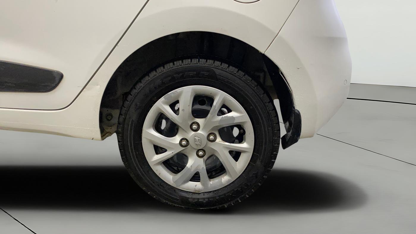 2019 Hyundai Grand i10 SPORTZ 1.2 KAPPA VTVT, Petrol, Manual, 75,085 km, Left Rear Wheel