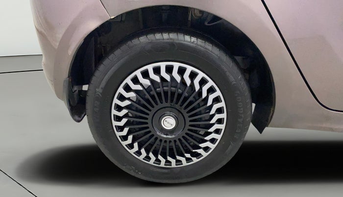 2016 Tata Tiago XT PETROL, Petrol, Manual, 71,957 km, Right Rear Wheel