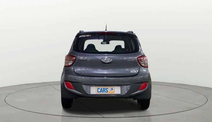 2016 Hyundai Grand i10 SPORTZ 1.2 KAPPA VTVT, Petrol, Manual, 99,288 km, Back/Rear