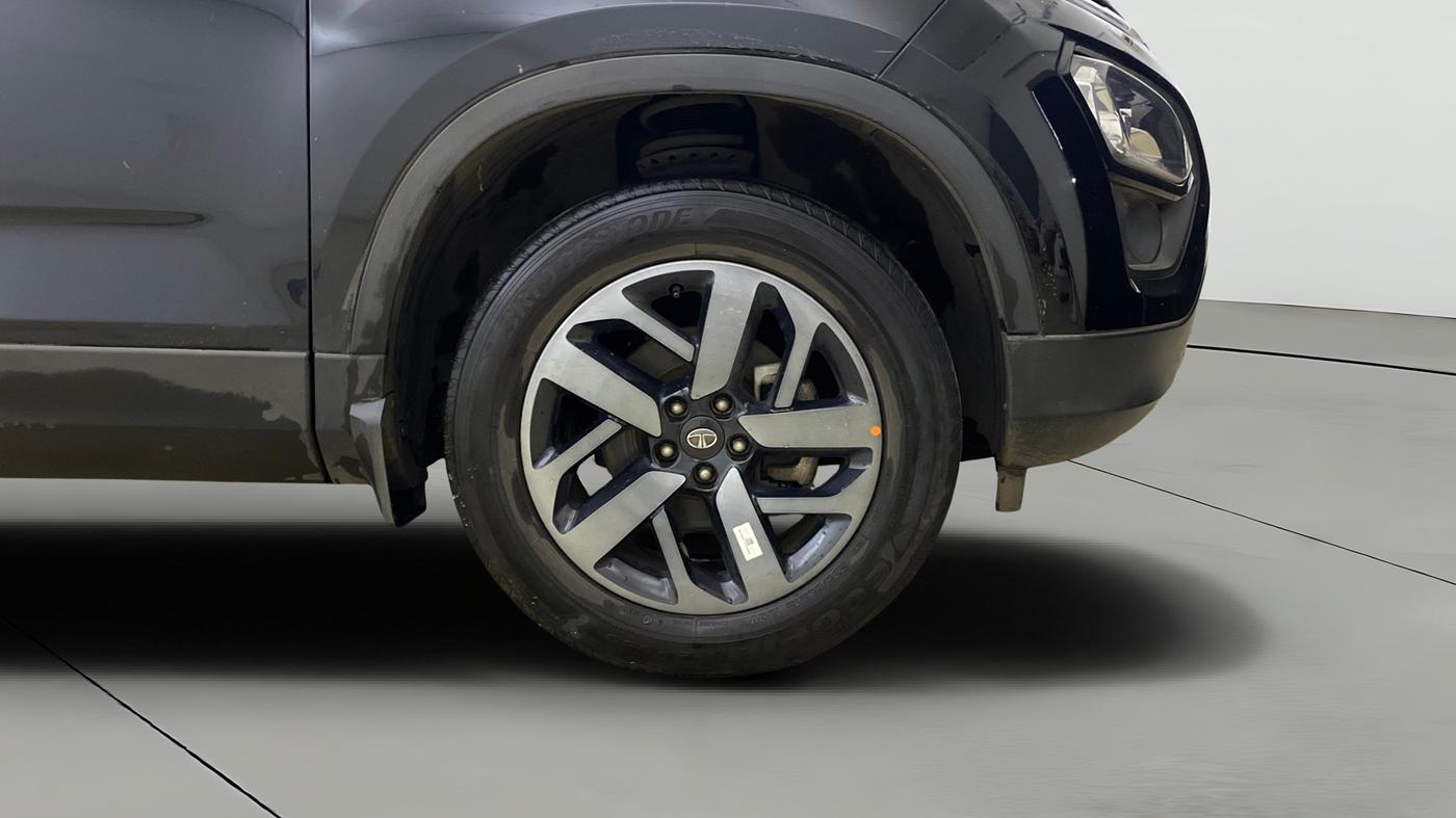 2023 Tata Safari XZA PLUS O DARK EDITION, Diesel, Automatic, 47,345 km, Right Front Wheel