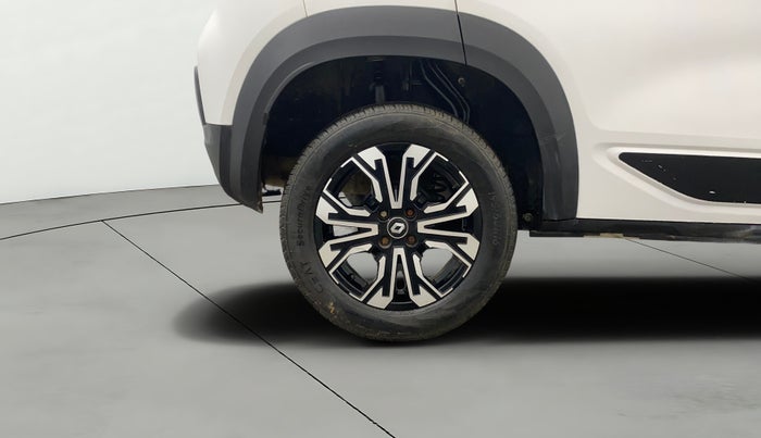 2021 Renault Kiger RXT (O) MT, Petrol, Manual, 35,145 km, Right Rear Wheel