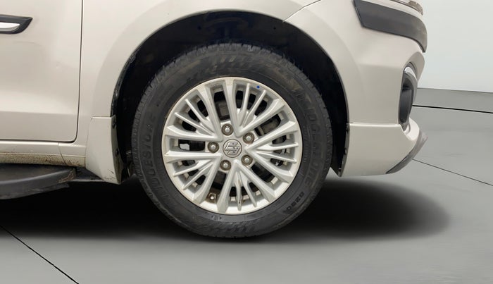 2017 Maruti Ertiga VXI, Petrol, Manual, 99,791 km, Right Front Wheel