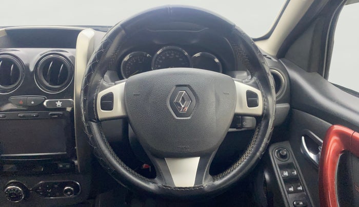 2016 Renault Duster 110 PS RXZ 4X4 MT DIESEL, Diesel, Manual, 1,32,665 km, Steering Wheel Close Up