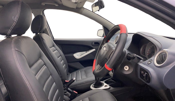 2014 Ford Figo TITANIUM 1.4 DIESEL, Diesel, Manual, 79,153 km, Right Side Front Door Cabin