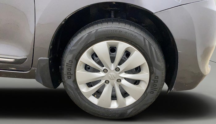 2016 Maruti Baleno DELTA PETROL 1.2, Petrol, Manual, 55,931 km, Right Front Wheel