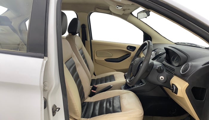 2015 Ford Figo Aspire TREND 1.2 PETROL, Petrol, Manual, 1,00,000 km, Right Side Front Door Cabin