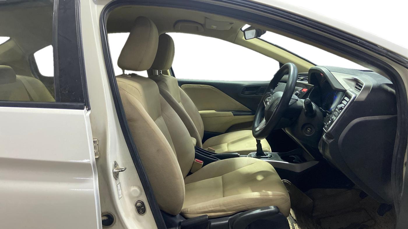 2015 Honda City 1.5L I-VTEC SV, Petrol, Manual, 1,12,640 km, Right Side Front Door Cabin