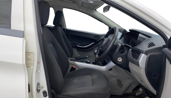 2018 Tata NEXON XM PETROL, Petrol, Manual, 67,123 km, Right Side Front Door Cabin