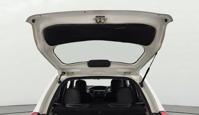 2013 Toyota Etios Liva GD, Diesel, Manual, 1,19,066 km, Boot Door Open