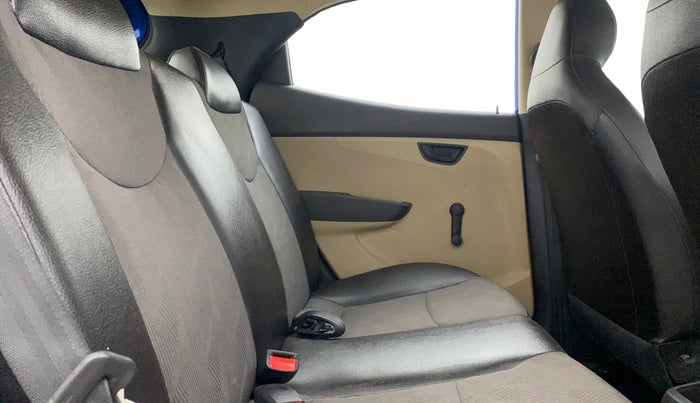 2013 Hyundai Eon ERA +, Petrol, Manual, 18,864 km, Right Side Rear Door Cabin