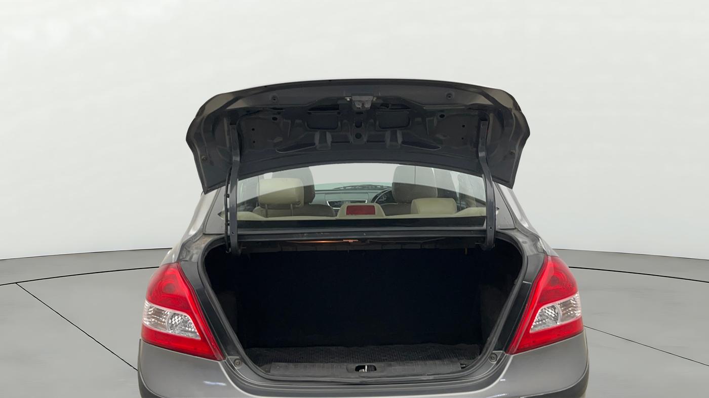 2014 Maruti Swift Dzire VXI, Petrol, Manual, 16,655 km, Boot Door Open