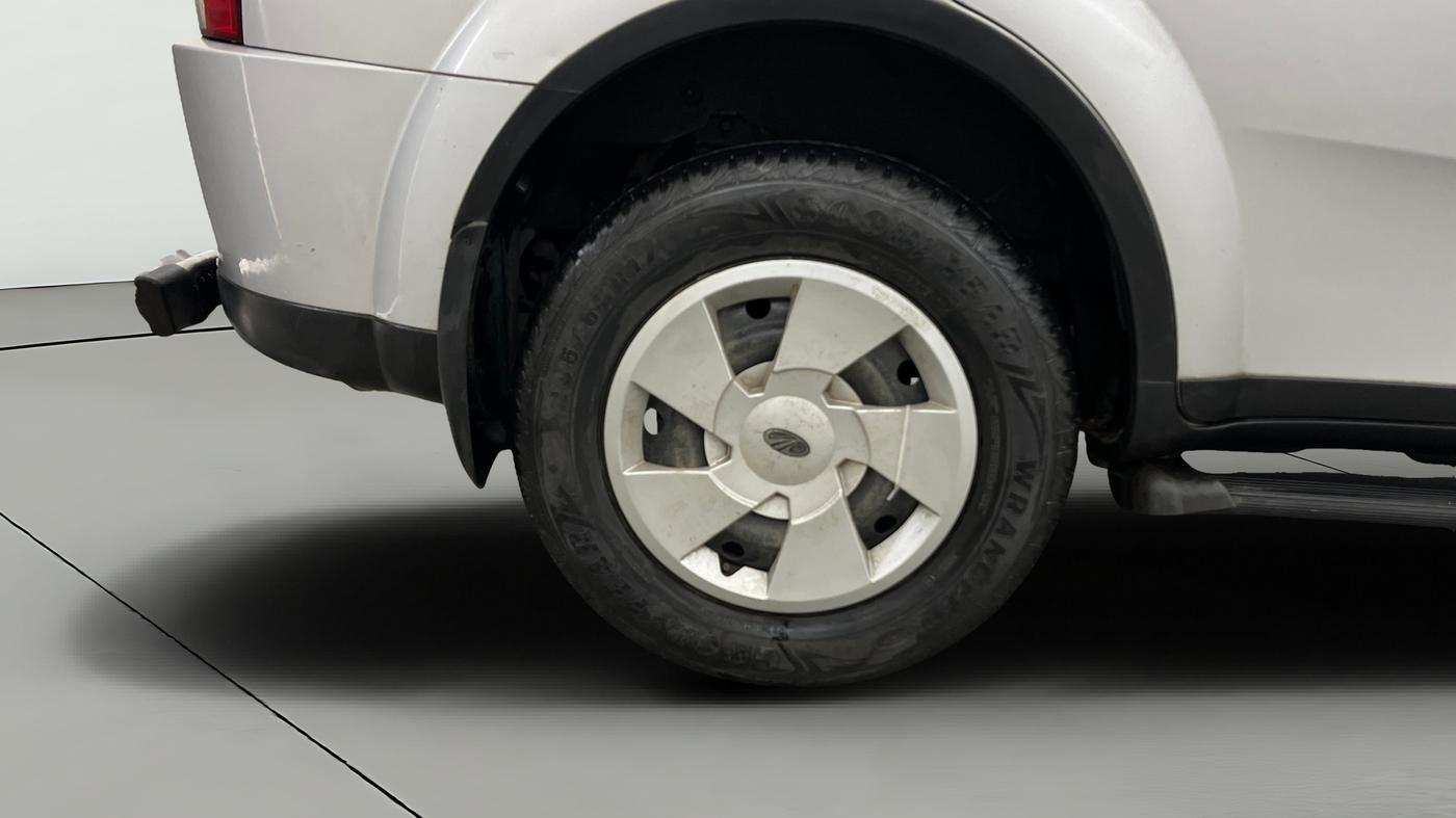 2014 Mahindra XUV500 W6, Diesel, Manual, 7,002 km, Right Rear Wheel