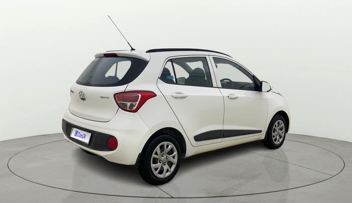 2018 Hyundai Grand i10 SPORTZ 1.2 KAPPA VTVT, Petrol, Manual, 52,398 km, Right Back Diagonal