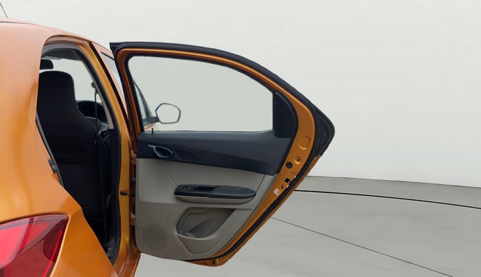 2017 Tata Tiago XT PETROL, Petrol, Manual, 94,455 km, RHS Rear Door