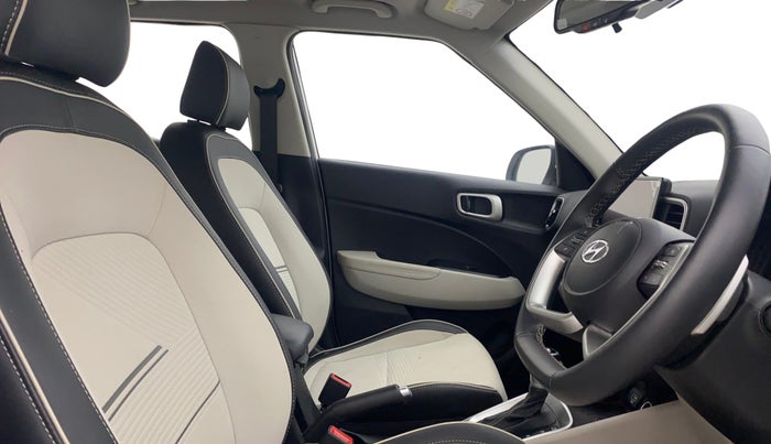 2023 Hyundai VENUE SX (O) 1.0 TURBO DCT, Petrol, Automatic, 10,401 km, Right Side Front Door Cabin