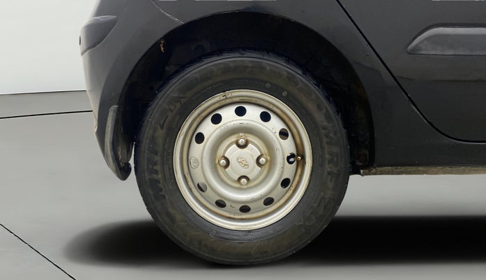 2013 Hyundai i10 ERA 1.1, Petrol, Manual, 62,904 km, Right Rear Wheel