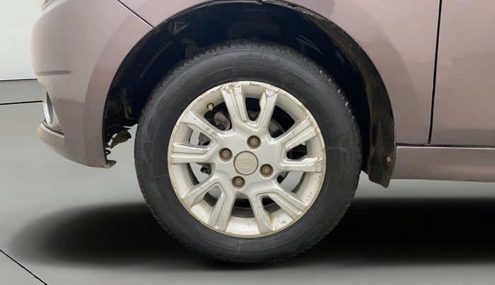 2017 Tata Tiago XZ PETROL, Petrol, Manual, 98,898 km, Left Front Wheel