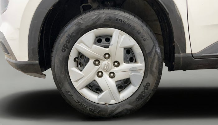 2021 Hyundai VENUE S 1.2, Petrol, Manual, 52,945 km, Left Front Wheel