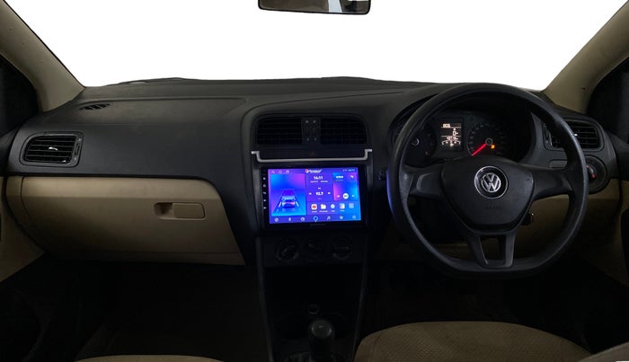 2016 Volkswagen Ameo COMFORTLINE 1.2L, Petrol, Manual, 43,710 km, Dashboard