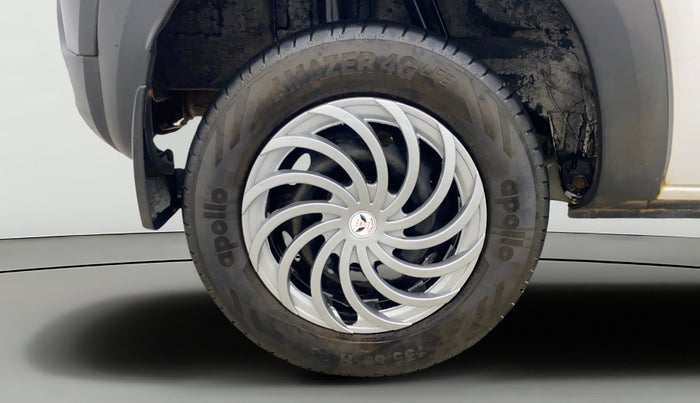 2016 Renault Kwid RXL, Petrol, Manual, 1,11,165 km, Right Rear Wheel