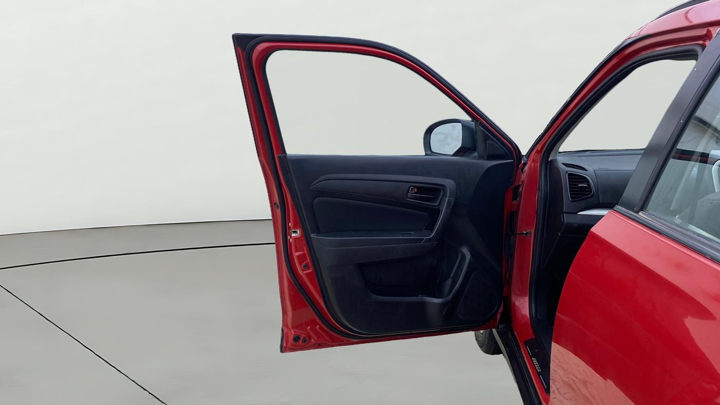 2021 Maruti Vitara Brezza VXI AT SHVS, Petrol, Automatic, 65,953 km, LHS Front Door