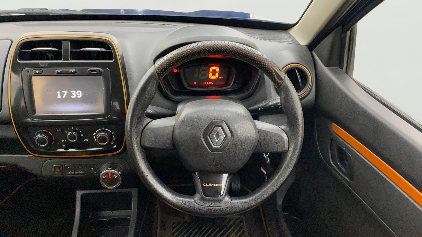 2017 Renault Kwid CLIMBER 1.0 AMT, Petrol, Automatic, 48,738 km, Steering Wheel Close Up