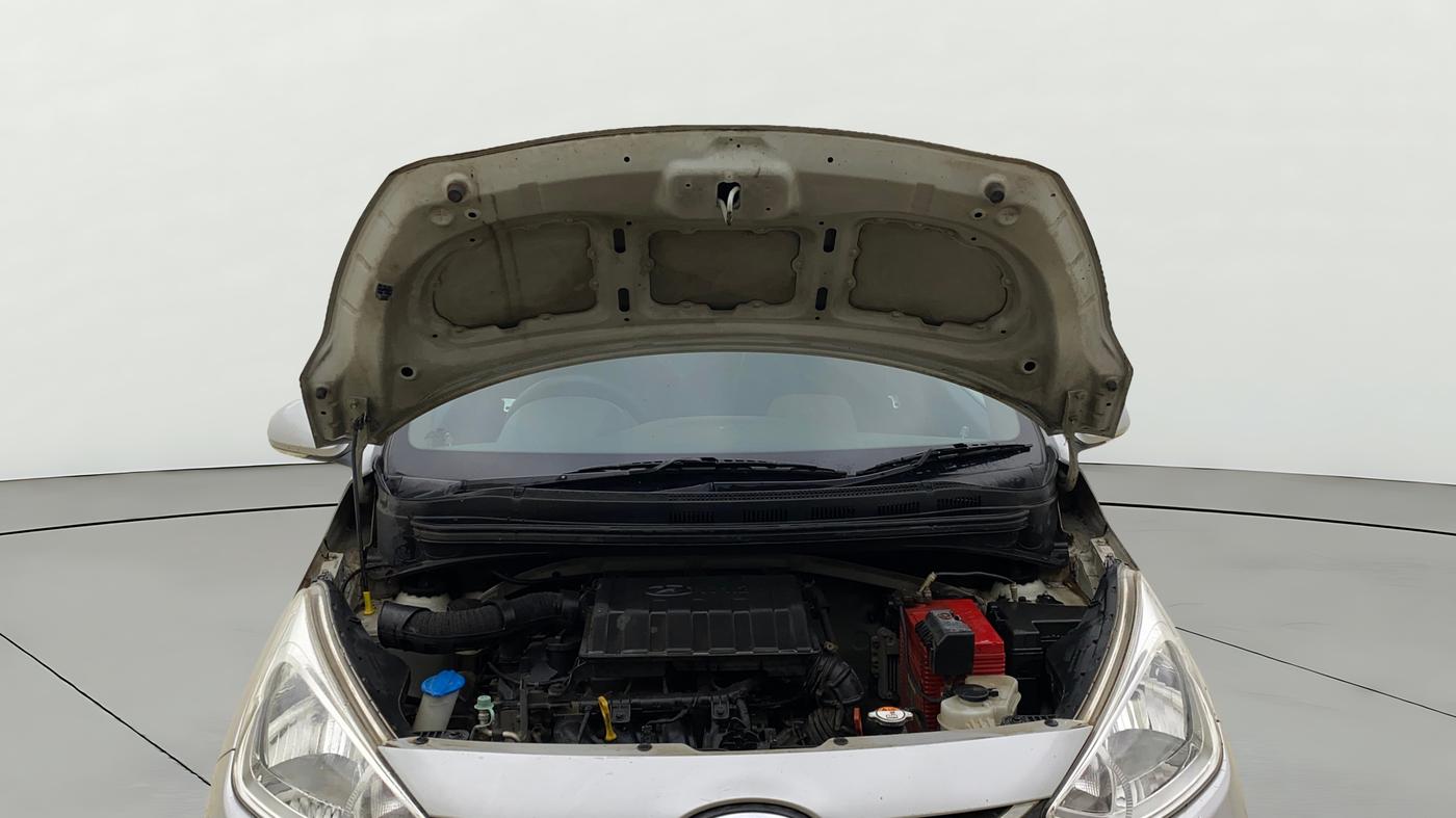 2017 Hyundai Grand i10 SPORTZ (O) AT 1.2 KAPPA VTVT, Petrol, Automatic, 67,117 km, Open Bonet