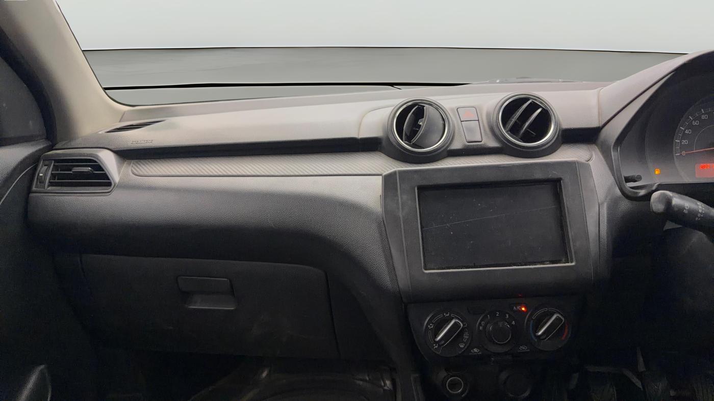 2018 Maruti Swift LXI, Petrol, Manual, 64,661 km, Air Conditioner