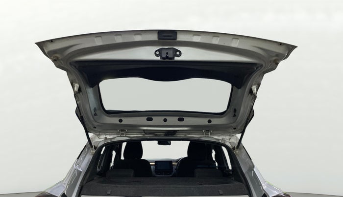 2021 Renault Kiger RXT MT, Petrol, Manual, 35,144 km, Boot Door Open