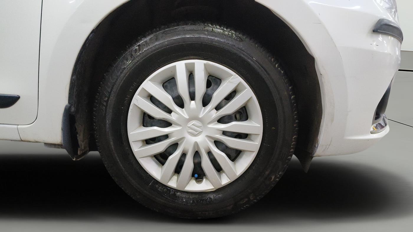 2020 Maruti Dzire VXI, Petrol, Manual, 26,616 km, Right Front Wheel