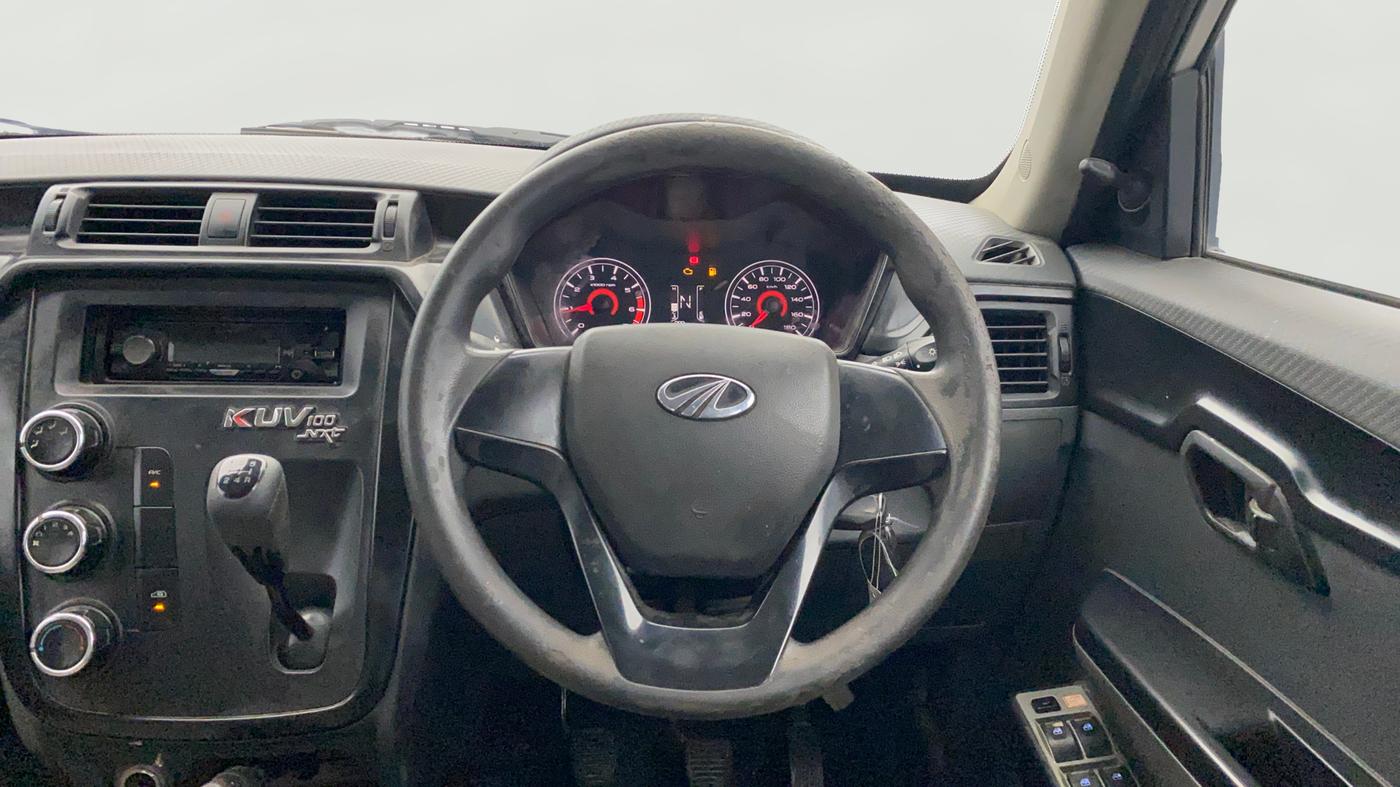 2019 Mahindra KUV 100 NXT K2 P 6 STR, Petrol, Manual, 45,633 km, Steering Wheel Close Up