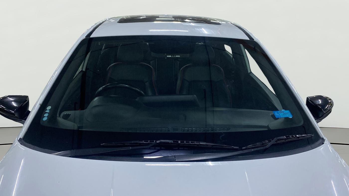 2022 Hyundai NEW I20 N LINE N6 1.0 TURBO GDI IMT, Petrol, Manual, 74,201 km, Front Windshield