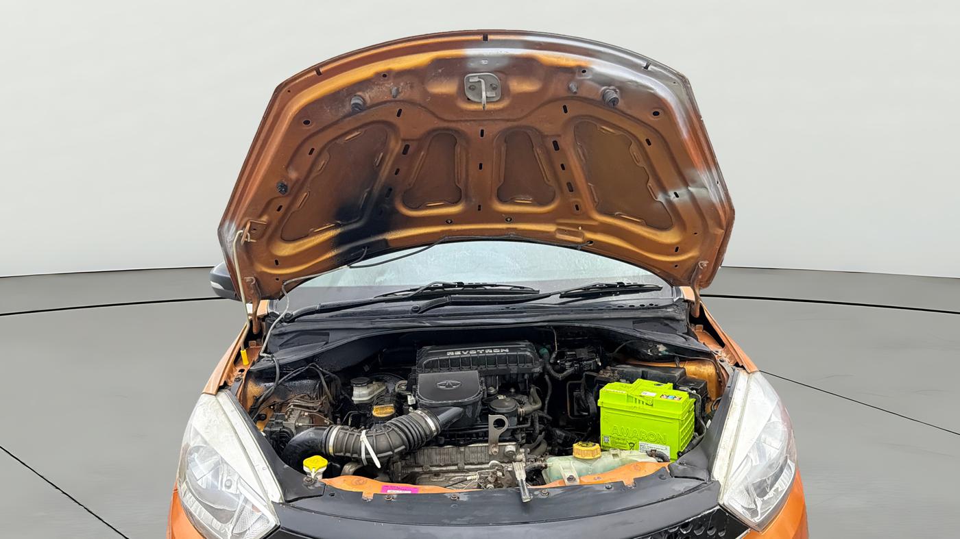 2018 Tata Tiago XZ PETROL, Petrol, Manual, 59,564 km, Open Bonet