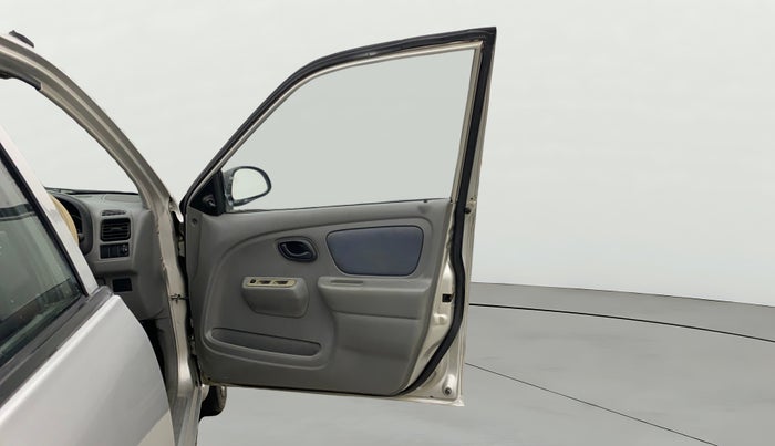 2013 Maruti Alto K10 VXI, Petrol, Manual, 97,628 km, RHS Front Door