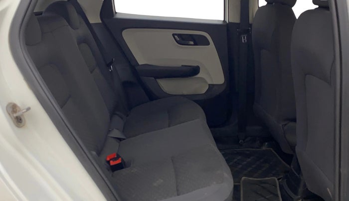 2022 Tata ALTROZ XT PETROL, Petrol, Manual, 10,104 km, Right Side Rear Door Cabin