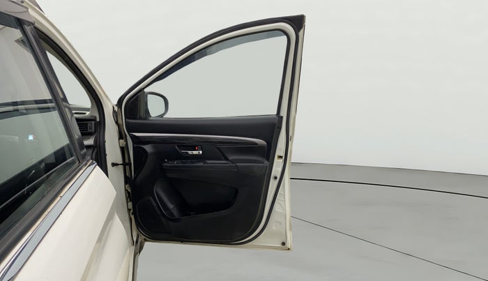 2021 Maruti XL6 ALPHA MT, Petrol, Manual, 72,457 km, RHS Front Door