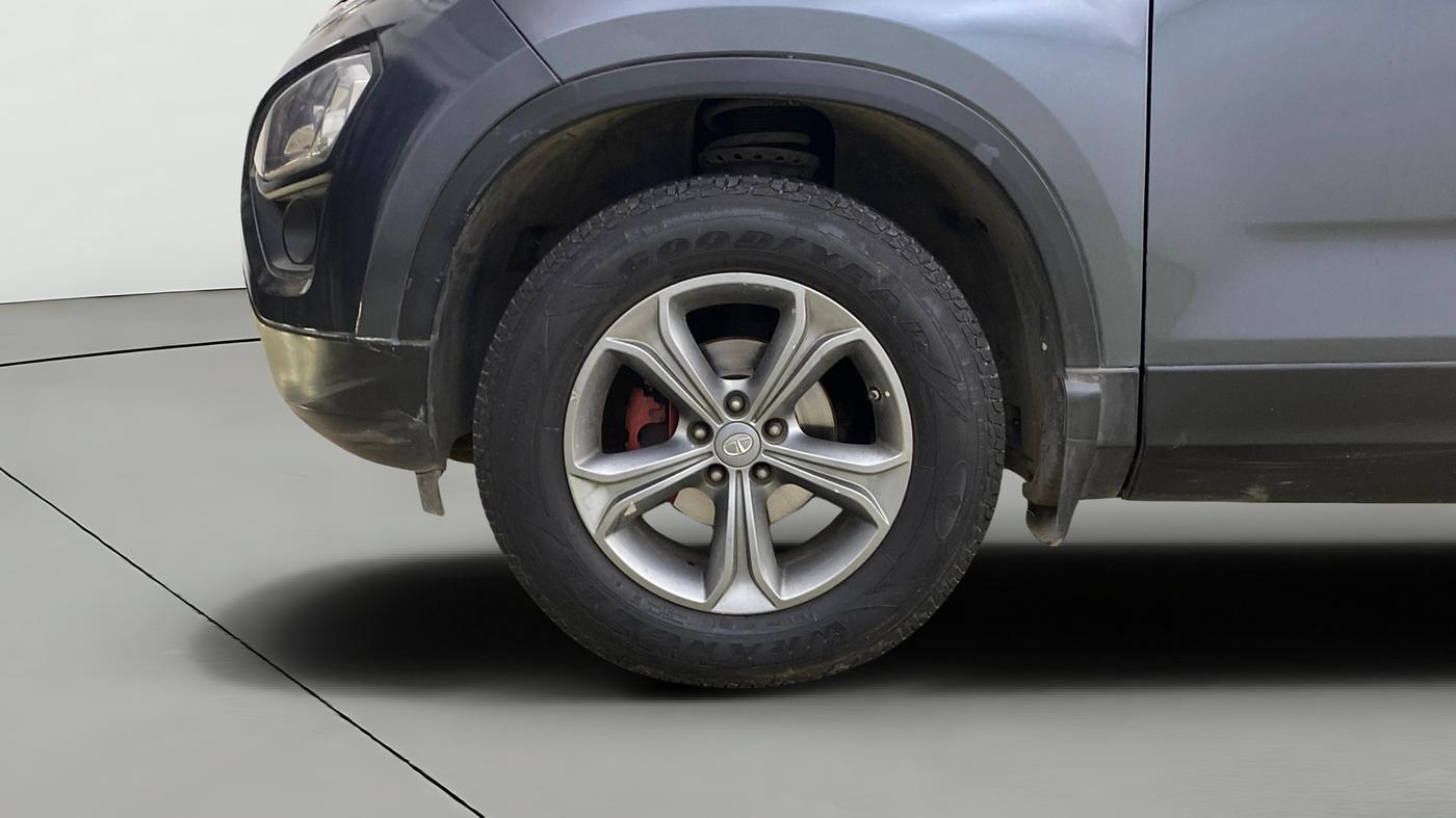2020 Tata Harrier XZ 2.0L, Diesel, Manual, 79,081 km, Left Front Wheel
