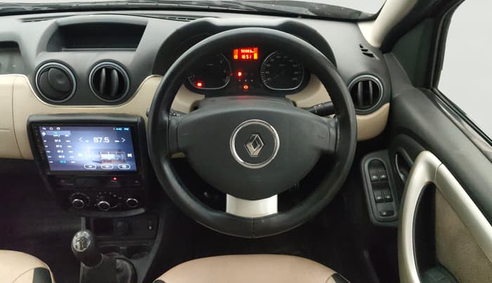 2013 Renault Duster RXL PETROL, Petrol, Manual, 90,873 km, Steering Wheel Close Up