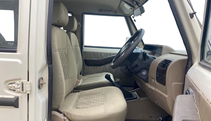 2024 Mahindra Bolero B6 (O), Diesel, Manual, 67,710 km, Right Side Front Door Cabin