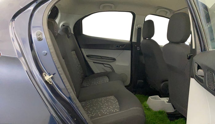 2022 Tata Tiago XT CNG, CNG, Manual, 37,533 km, Right Side Rear Door Cabin