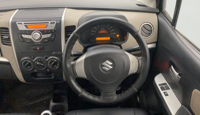 2014 Maruti Wagon R 1.0 LXI CNG, CNG, Manual, 74,760 km, Steering Wheel Close Up