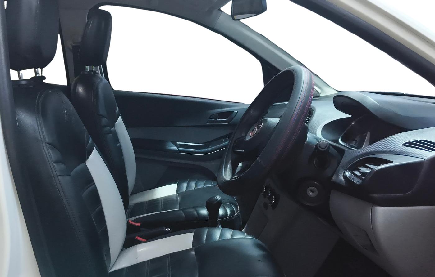 2022 Tata Tiago XM CNG, CNG, Manual, 65,111 km, Right Side Front Door Cabin